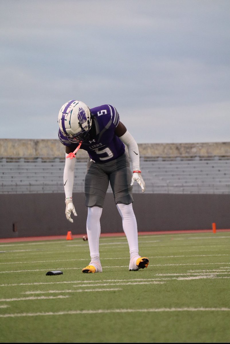 Blessed to be 18 🎉🎂 , Happy New Years! <a href="/YmlaAthletics/">S.A. YMLA Athletics</a> <a href="/Greedy_Elite/">Elite House</a>