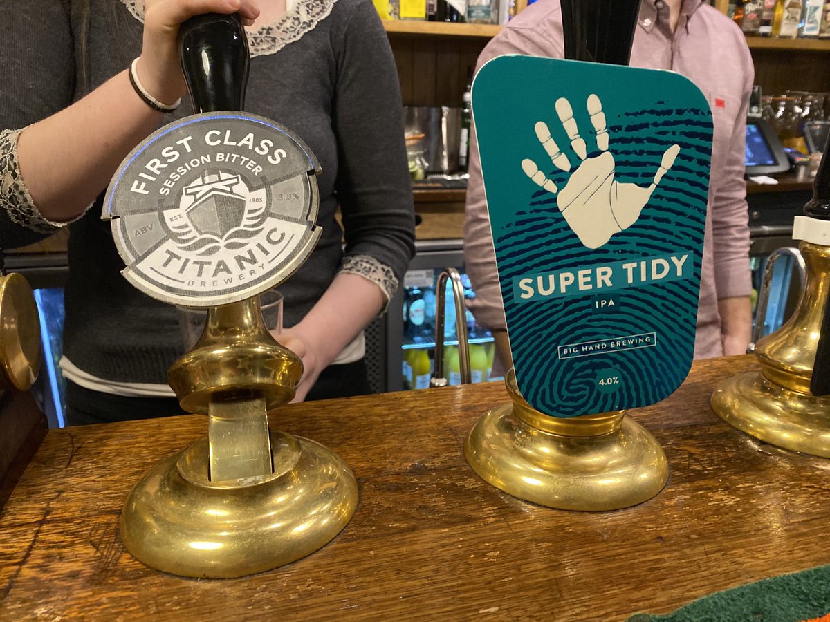 Big Hand Brewing Co (@bighandbrewing) on Twitter photo Great way to see the New Year in enjoying a few ‘first class’ & ‘tidy’ beers from our very own team & our great friends <a href="/TitanicBrewers/">Titanic Brewery</a> 🍻 ✋
#pubslimited #titanicbrewery #bighandbeer #hareatfarndon Great way to see the New Year in enjoying a few ‘first class’ & ‘tidy’ beers from our very own team & our great friends <a href="/TitanicBrewers/">Titanic Brewery</a> 🍻 ✋
#pubslimited #titanicbrewery #bighandbeer #hareatfarndon
