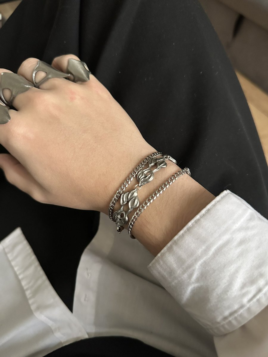 Je sais pas encore si je drop le bracelet, chaud d’avoir des retours