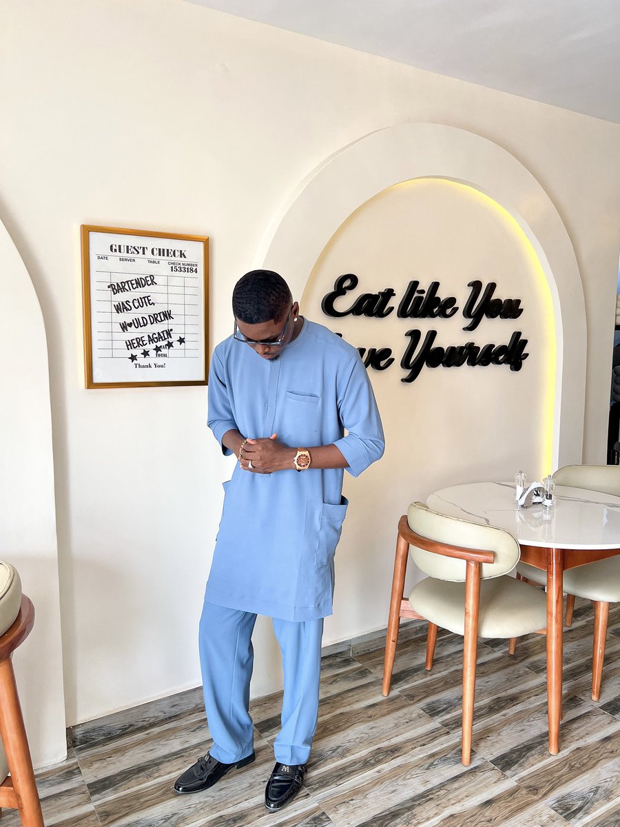 Tambarii_'s tweet photo. Right back on your TL 💙 https://t.co/MdwHwUXyot