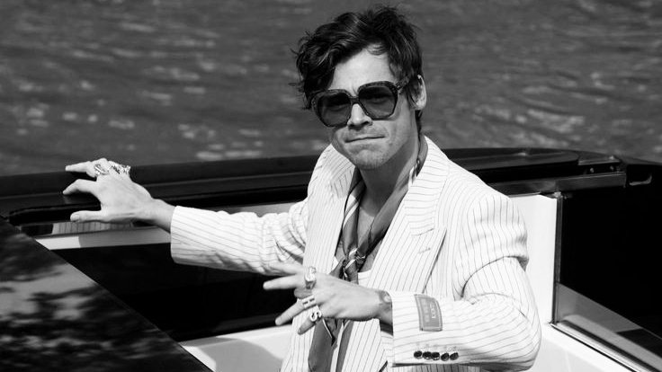 babybunnyrry's tweet photo. he's so old hollywood https://t.co/ct8kVXC4lf