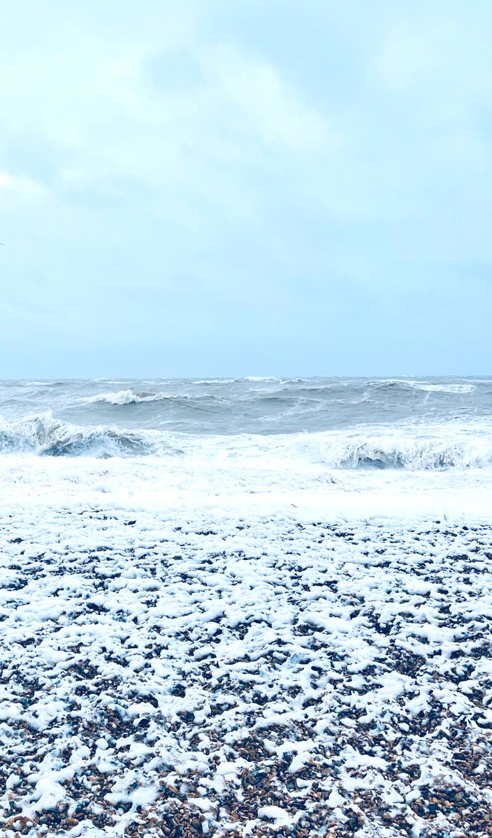 briggsy_mbr's tweet photo. Blustery morning on Saltdean Beach. 
It’s foam not snow… https://t.co/iIfhfPTgTc