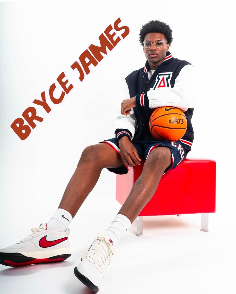 blacksinvegas's tweet photo. 🎉 Bryce James Commits to Arizona! 🏀
Bryce James, son of NBA legend LeBron James, has officially committed to the Arizona Wildcats! 🌵
#BryceJames #ArizonaWildcats #CollegeBasketball #LeBronJames #WildcatNation https://t.co/s2YoQegk2s