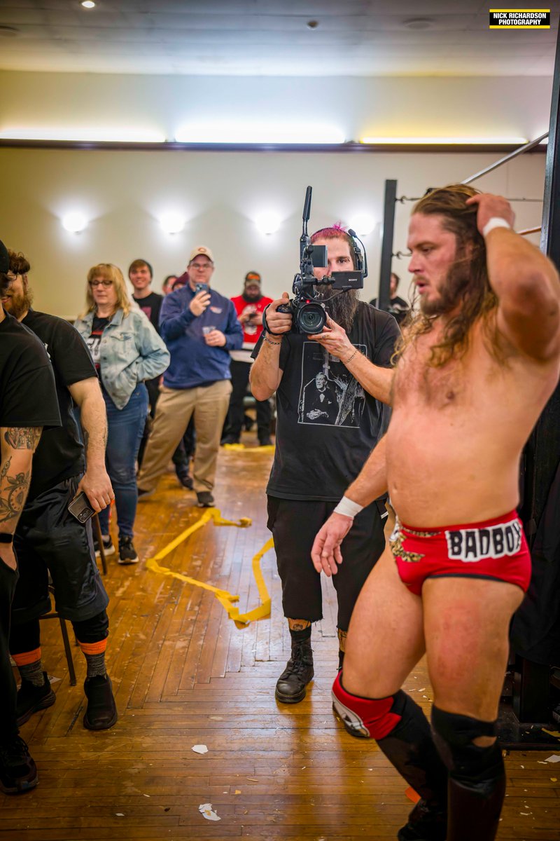 NickNrichard's tweet photo. @CharlesMas0n Photos from New Year’s Eve GCW Show “Til Infinity” at The Mecca
@GCWrestling_
#GCW
#GCWInfinity
@GPWProductions killing it as always. Well, Lucas was not too sure about the other guy. https://t.co/YYeUceg4I3