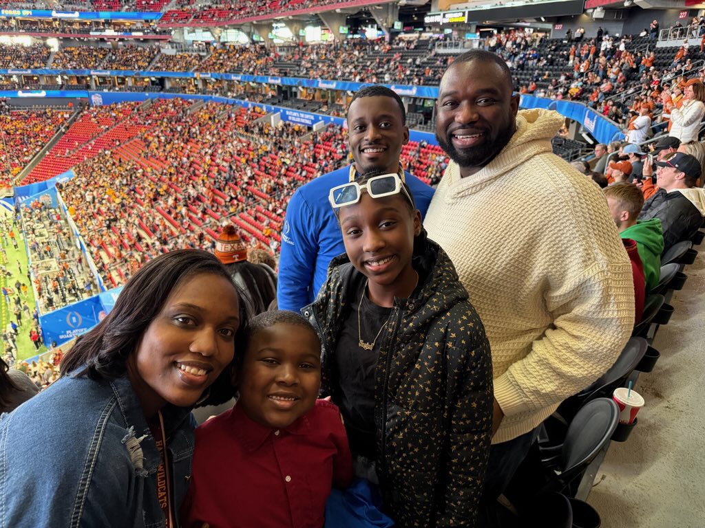 ReligICE's tweet image. #CFAPeachBowl Family and Football 2025!!!