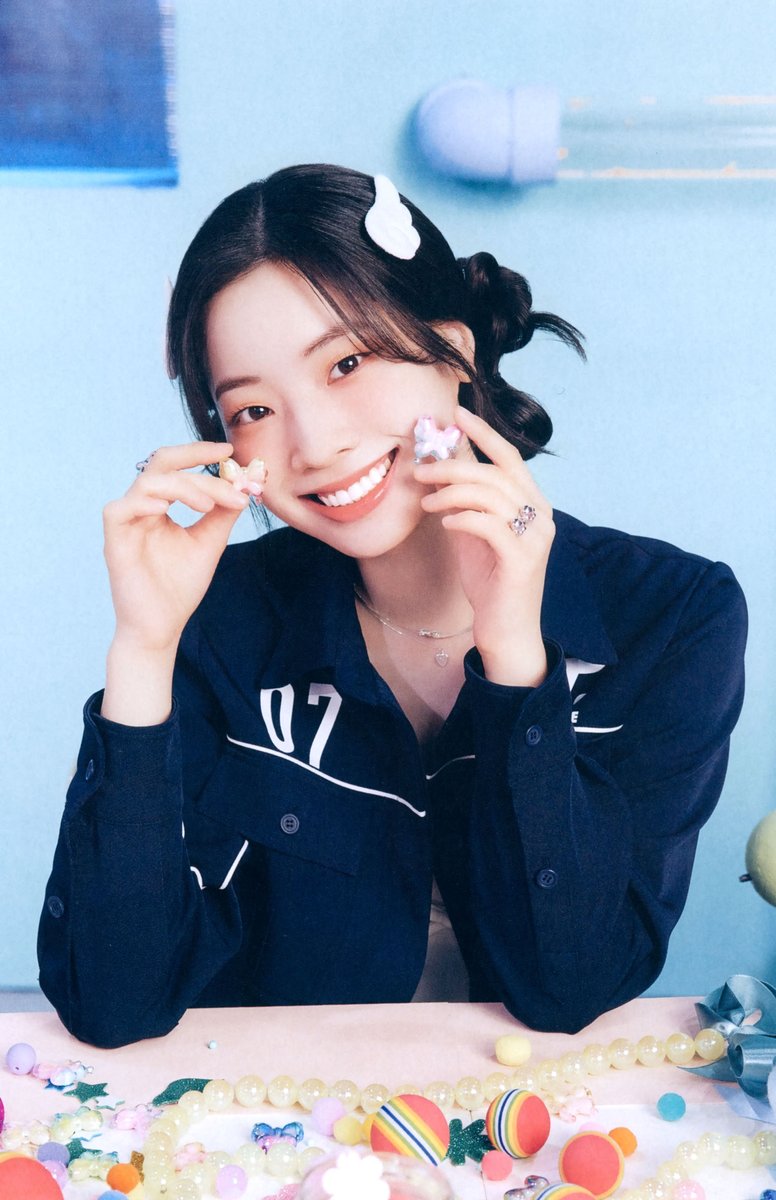SCAN] TWICE JAPAN Season's Greetings 2025 'BIRTHDAY365' - Diary