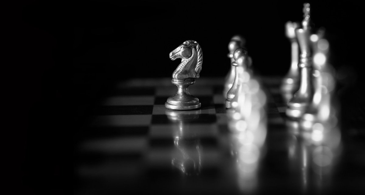 استراتيجيات وأساليب رواد الأعمال 
في النمو و الدخول إلى السوق 🔥

مهم نفهمها ونعرف كيف؟ومتى؟
  نستخدمها 

وكُنْ من ضِمْنَ  #تجّار2030  🚀

1️⃣ استراتيجية النمر  🐅
 (Tiger strategy)

▫️تعتمد على سرعة التنفيذ والهجوم 
السريع على الفرص في السوق.

▫️تركز على استهداف الأسواق الناشئة