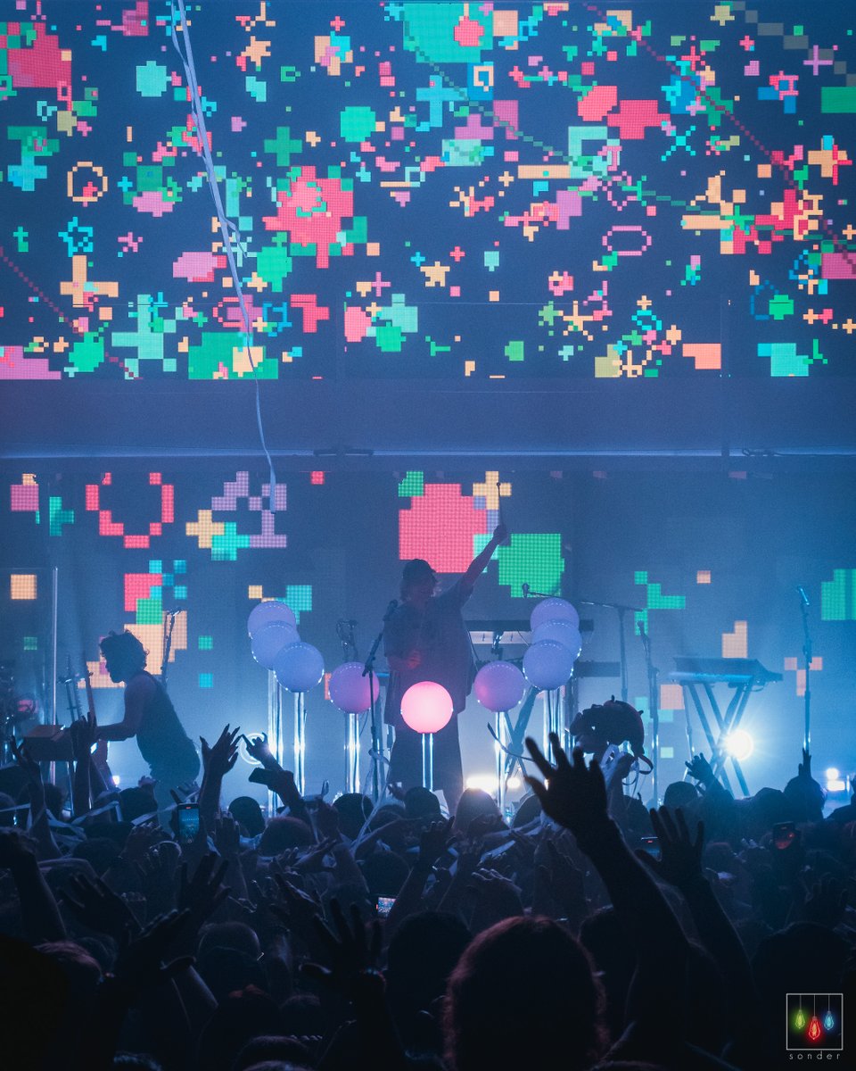 New photos of <a href="/porterrobinson/">porter robinson</a> by <a href="/oldfremont_shea/">JŠhęå</a> are live now! Check them out ---> sonderlife.com/post/771493095…