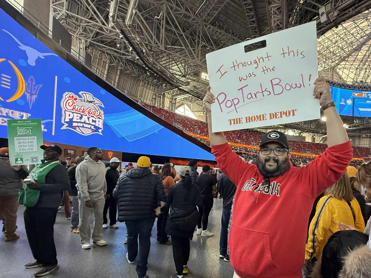 Just hoping the winning team pays for free <a href="/ChickfilA/">Chick-fil-A, Inc.</a>. Side of <a href="/PopTartsBowl/">Pop-Tarts Bowl</a> would be nice. <a href="/CFAPeachBowl/">Chick-fil-A Peach Bowl</a> <a href="/RedditCFB/">RedditCFB</a> #CFBPlayoff