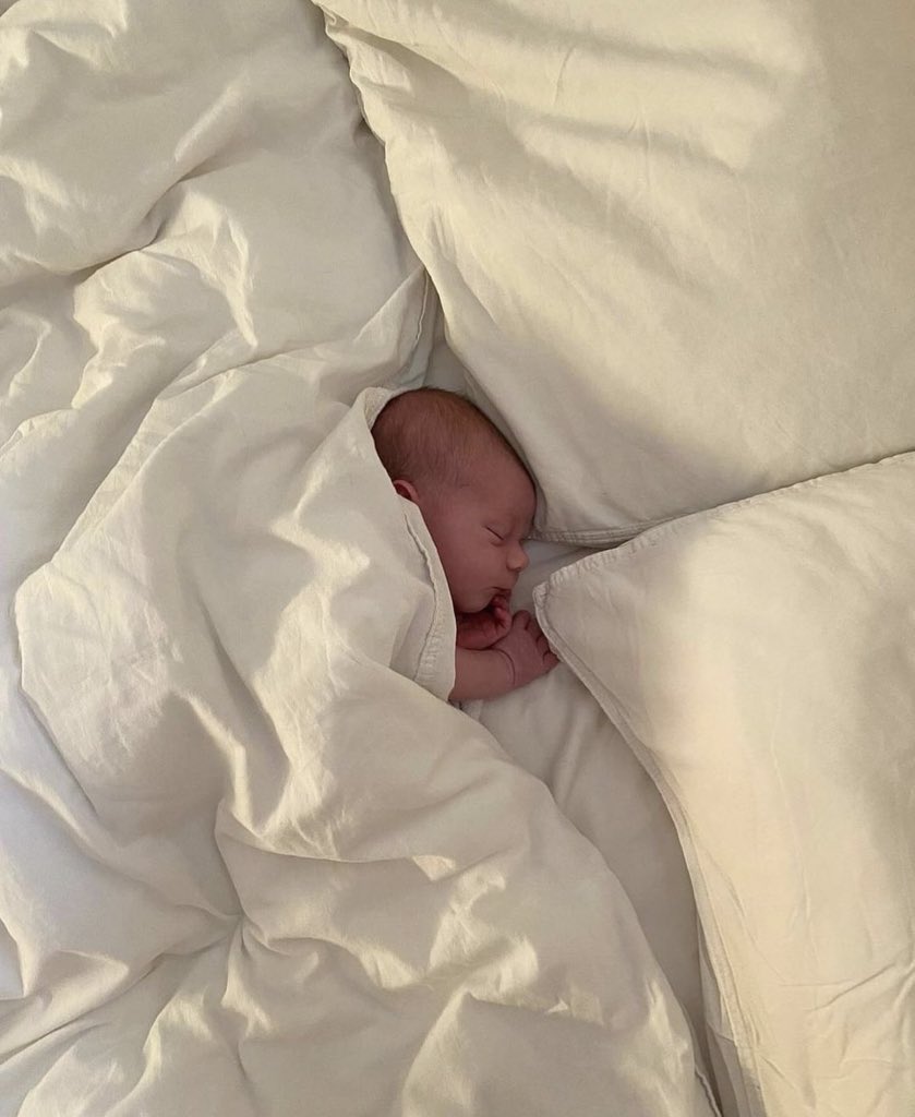 Baby's (@cuddleecute) on Twitter photo 