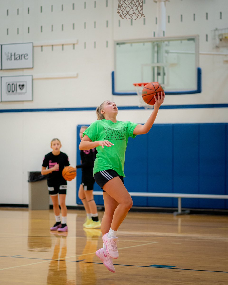 Brandon Clay Brand Marketing
Powered x @brandonclaypsb

“The Best Evals &amp; Marketing in 🏀”

🚨MEMBER UPDATE 🚨

‘29 G Addison Blum’s (IN) game leveled up MAJOR in ‘24.

Can’t wait for the ‘25 Level Up.

A 🎥 otw…

➡️➡️ JOIN THE PROGRAM: peachstatebasketball.com/brandon-clay-c… #BClayMarketing