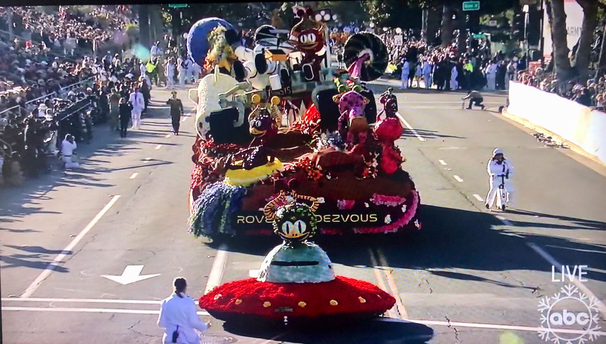Rover Rendezvous-self built float from our city of LaCanada Flintridge in the #RoseParade in Pasadena! Winner of the Crown City Innovator Trophy🏆 #lacanada Congratulations! <a href="/lcftra/">LCF Tournament of Roses</a> <a href="/LCFloat/">LCF Rose Float</a>