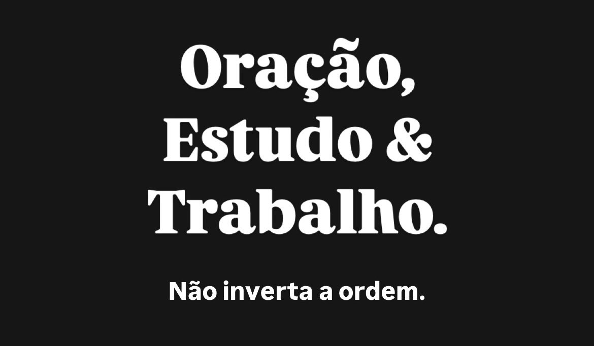 VolcanJunior's tweet photo. Por Deus e para os outros por causa de Deus. Feliz Ano-Novo a todos! https://t.co/2DFxDAZm7h