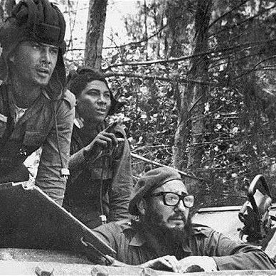 eduardopiate2's tweet photo. Vaya nuestra felicitación al heroico pueblo de Cuba, al llegar hoy a #66AñosEnRevolución, que son 66 años d resistencia antiimperialista y de dignidad ⁦@NicolasMaduro⁩ ⁦@DiazCanelB⁩ ⁦@delcyrodriguezv⁩ ⁦@dcabellor⁩ ⁦@PartidoPSUV⁩ ⁦@MinTrabajoVE⁩ https://t.co/GpWNHaWIJJ