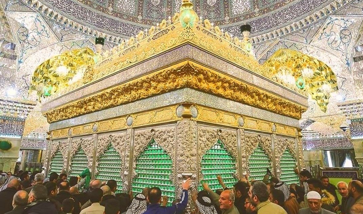 AqeelHashmi_512's tweet photo. Peace Be Upon You O' the 5th Holy Pearl Of Janab e Fatima Zahraس.❤✨

#جشن_میلاد_امام_باقر https://t.co/rMCnEJIPoH