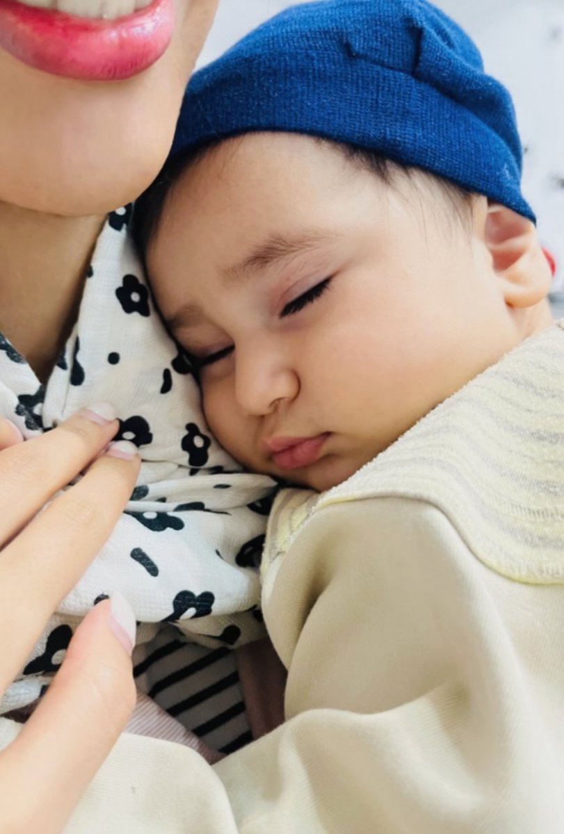 ایشون همینقد خر تو بغلم خوابش برد🫠🫠🫠🫠🫠🫠🫠🫠🫠🫠