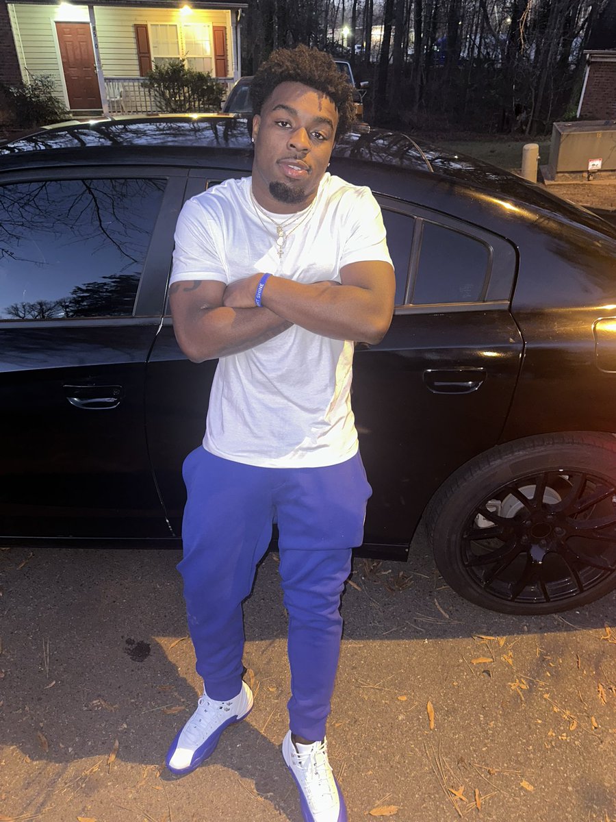 JPatton_3's tweet photo. Happy new years 💙🏁 https://t.co/mvfdm08saO