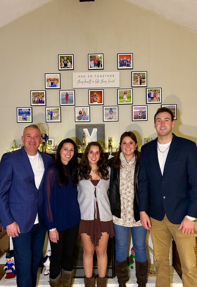 John MacPhail (@johnmacphail03) on Twitter photo Happy New Year from the MacPhail Family. Such an incredible 2024. Happy New Year from the MacPhail Family. Such an incredible 2024.