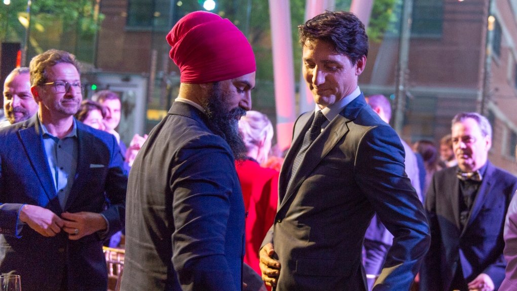 govt_corrupt's tweet photo. Justin Trudeau still believes he can beat Pierre Poilievre in an election. 

Jagmeet Singh still believes he will be Prime Minister.

When it comes to delusions of grandeur, these 2 take the cake. But who's worse? Trudeau or Singh? https://t.co/6qvhBYZ1wt