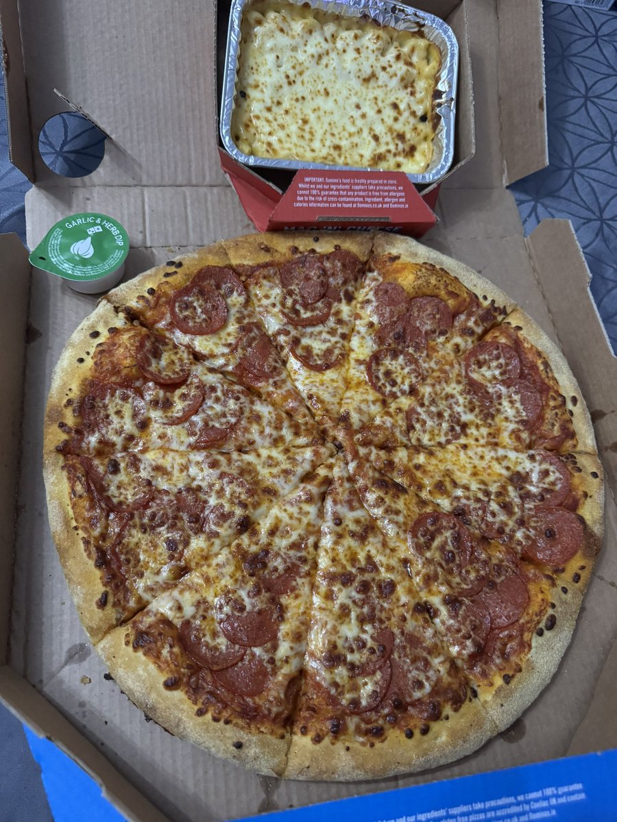 Dazza A (@allinsod) on Twitter photo Hangover sorted - thank you <a href="/AndyRobsonTips/">🎩 Andy’s Football Tips</a> for the pizza - top man. So close on the EFL best today. Hangover sorted - thank you <a href="/AndyRobsonTips/">🎩 Andy’s Football Tips</a> for the pizza - top man. So close on the EFL best today.