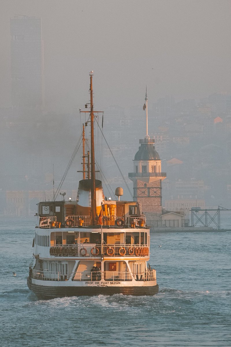 Analog fotoğrafçı Zeynep Sare Özkan'ın kadrajından "İstanbul".
