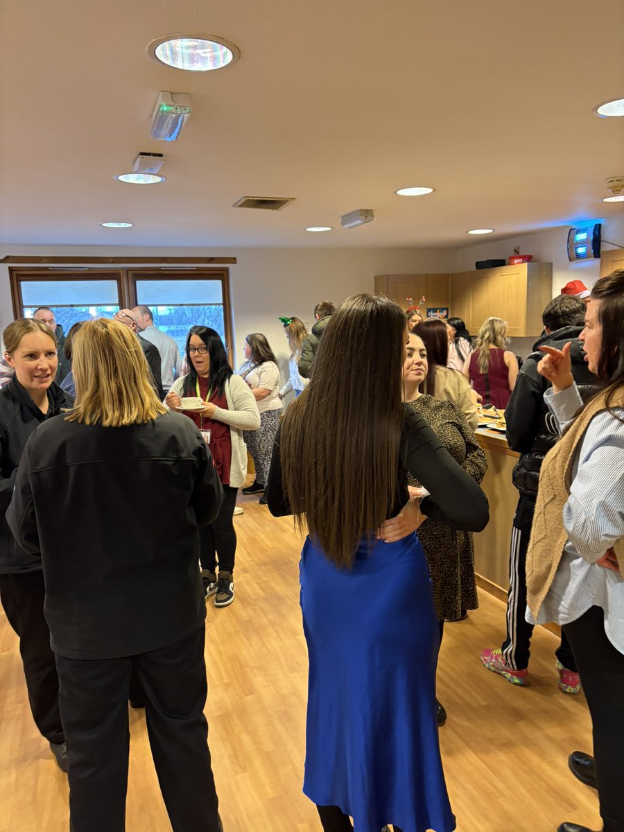 We had our Christmas Lunch &amp; what a turn out we got 🎅🏼The mix of young people &amp; corporate parents was just amazing. These pictures are just some from the day 🥰 we were also fortune enough to have the lovely Leah singing to us all, absolute outstanding voice🎤 🎶❤️🎄✨