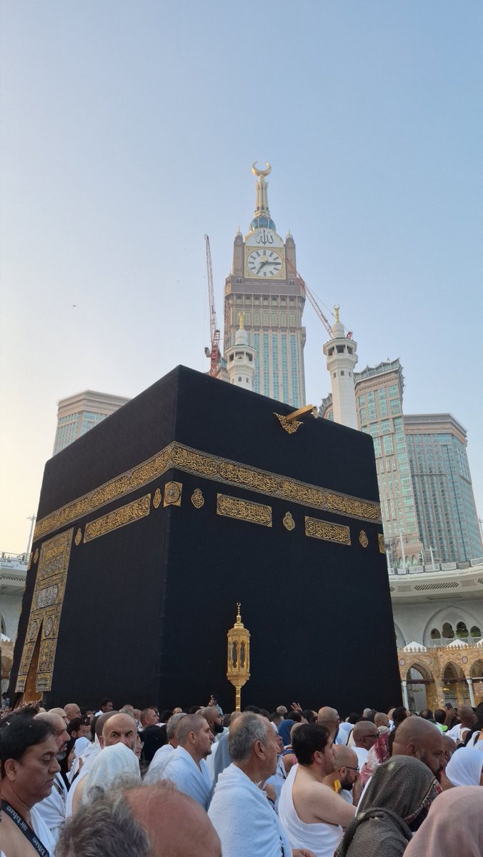 متي الأيام تجمعنا ؟ 
اتمني قريبا ♥️