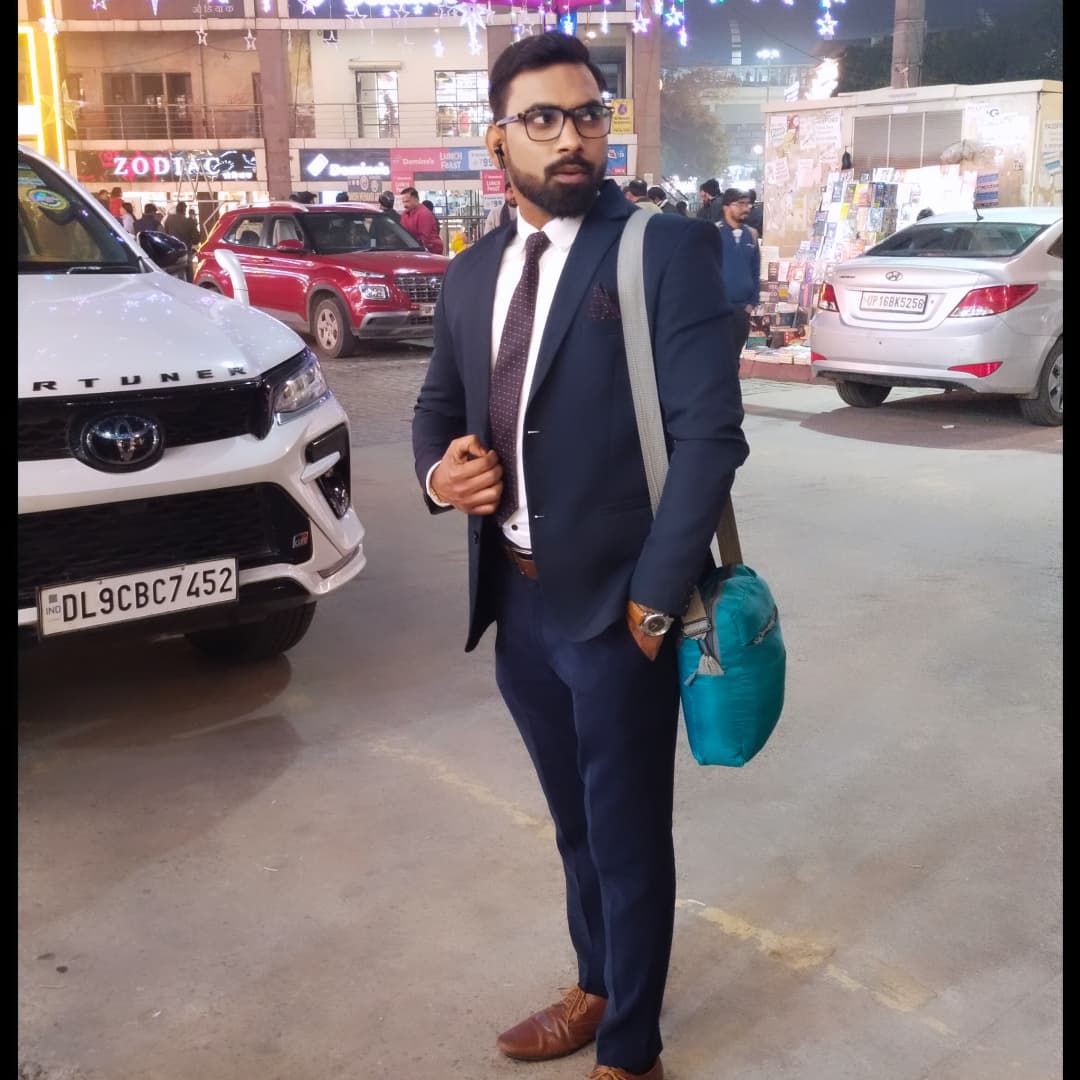 rjrapaofficial's tweet image. Naya Saal Mubarak.....✌️
.
.
.
.
#happynewyear #2025 #anchorrishabhagrawal #anchorrishabh #rjrapa #rjrapaofficial #rishabhagrawalprincealigadi #indiannewsanchors #maleanchor #bestnewsanchor #saharatv #apnapodcast #kammowithsanki #team_rapas