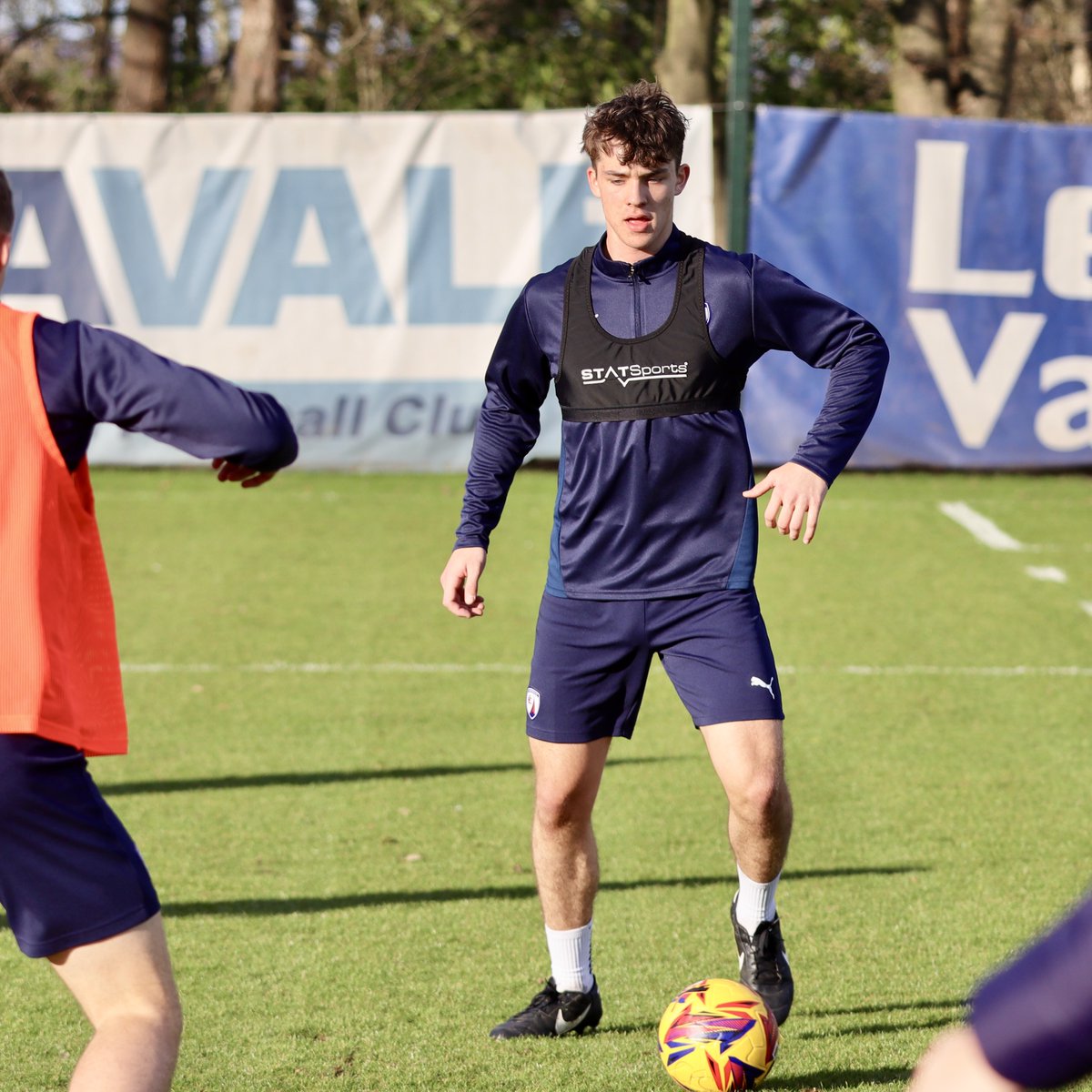 ChesterfieldFC's tweet image. Joins the academy ✅
International U17 debut ✅
Professional debut ✅

Not a bad season for 16-year-old Gunner Elliott so far...