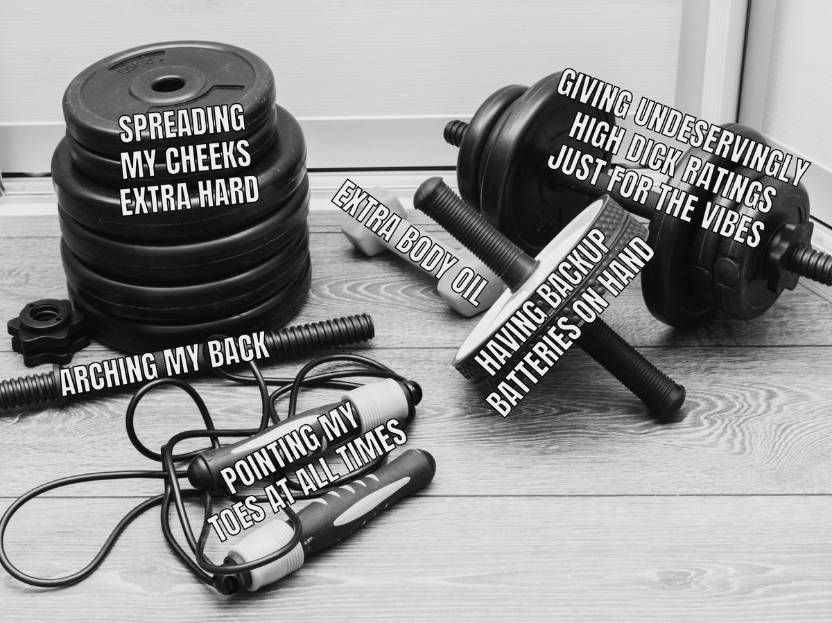 fansly's tweet photo. Hitting New Years Resolutions HARD @ the Fansly Home Gym https://t.co/7AcpjTJHU6