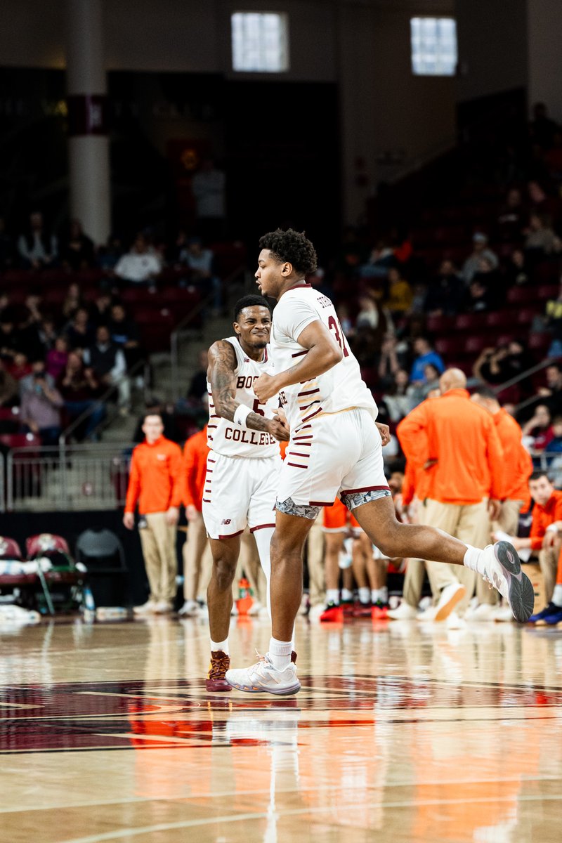 BC Men's Basketball (@bcmbb) on Twitter photo Elijah Strong ties the game with 9:20 to go 🦅 Elijah Strong ties the game with 9:20 to go 🦅
