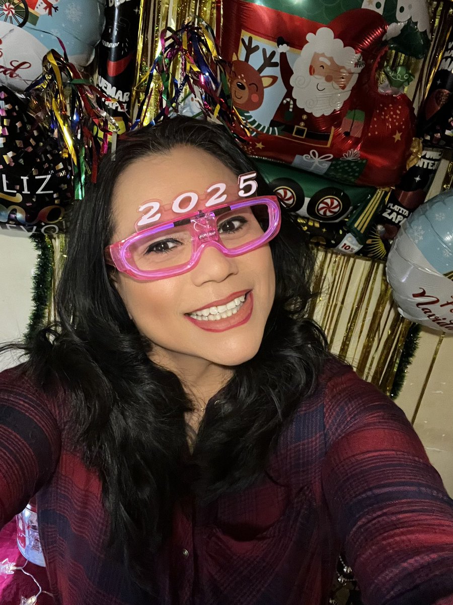 mcgc78's tweet photo. #FelizAñoNuevo #Feliz2025 estés es el año de mis @TigresOficial y @SultanesOficial y de pasadita viene a #Monterrey los @49ers  bueno esperemos jejeje

#ysoportenpanzonas https://t.co/uGWPtT8cQz