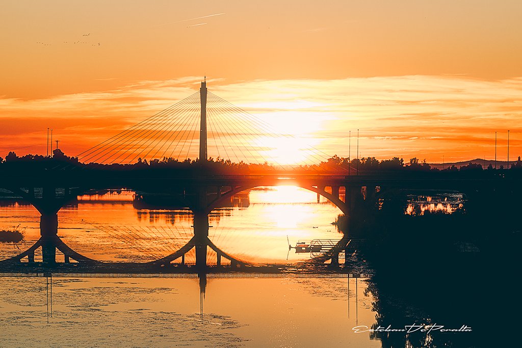 El primer atardecer de 2025. Feliz año a todos. #Badajoz