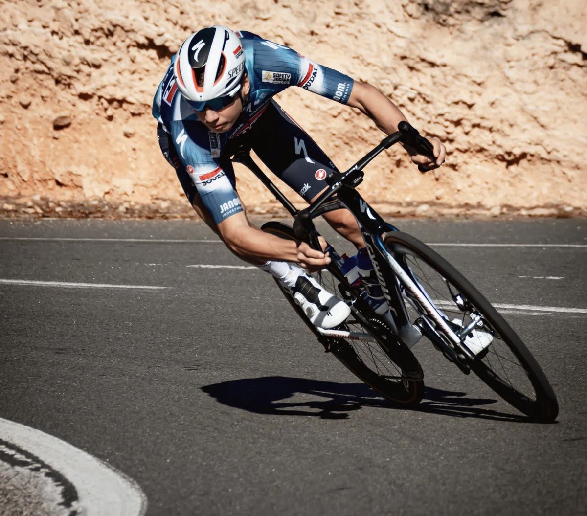 2025 around the corner, let’s goo 🚀

📸 <a href="/BeelWout/">Wout Beel</a>