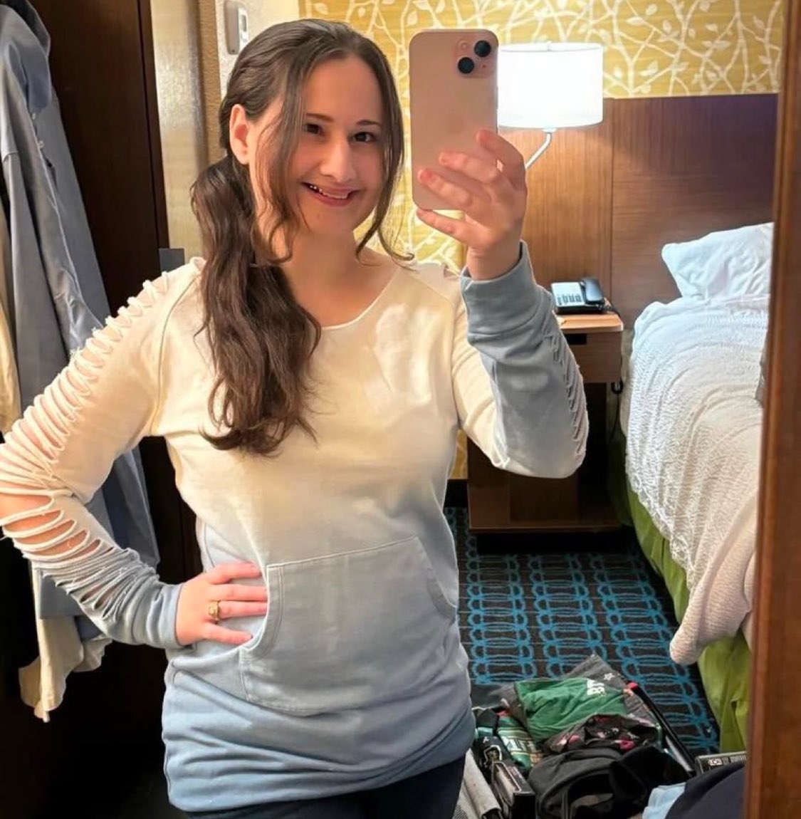 popbrains's tweet image. #GypsyRoseBlanchard welcomed her first child on December 28th, the one-year anniversary of her release from prison.