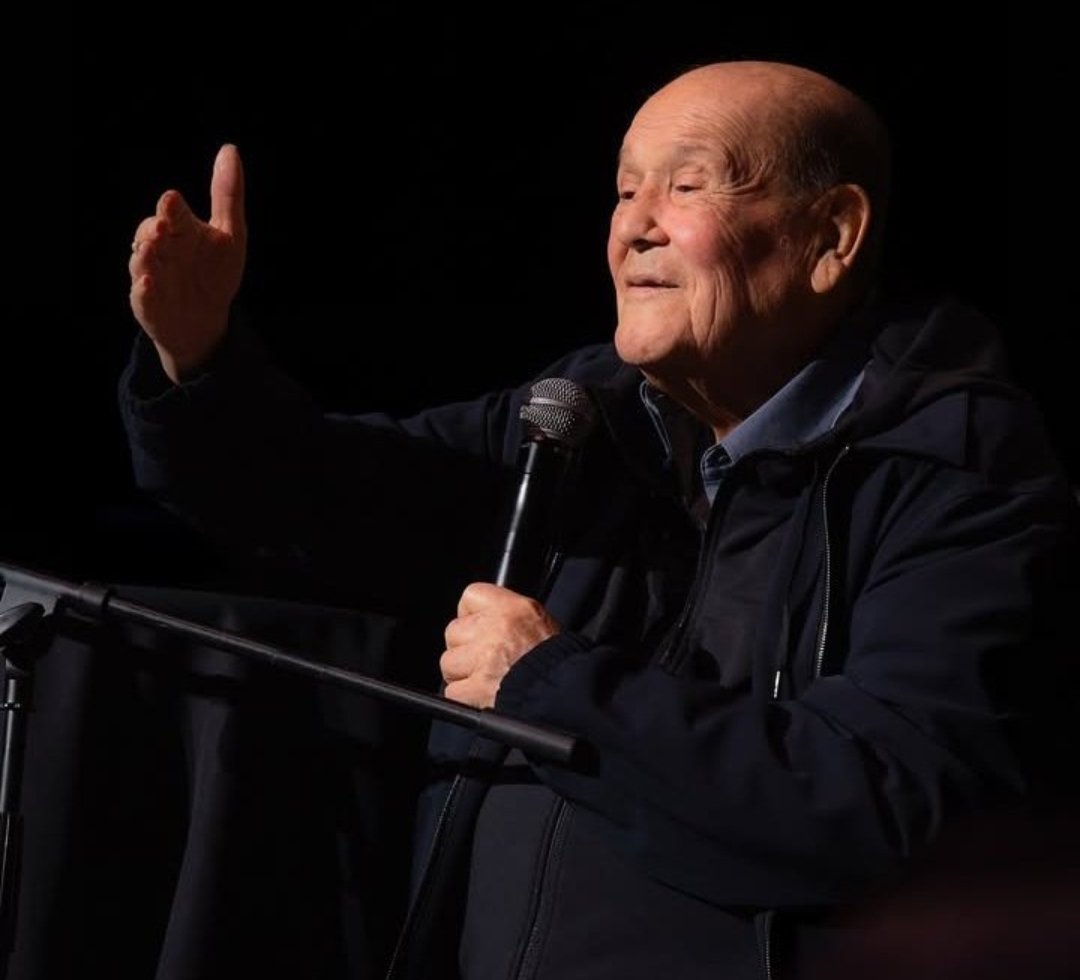 SegunCalendario's tweet photo. Hoy miércoles 1 de enero de 2025, ha muerto a los 82 años de edad, el cantante y compositor argentino Leopoldo Dante Tévez popularmente conocido como "Leo Dan".
#QEPD               #RIP https://t.co/9kyMVfdWdQ