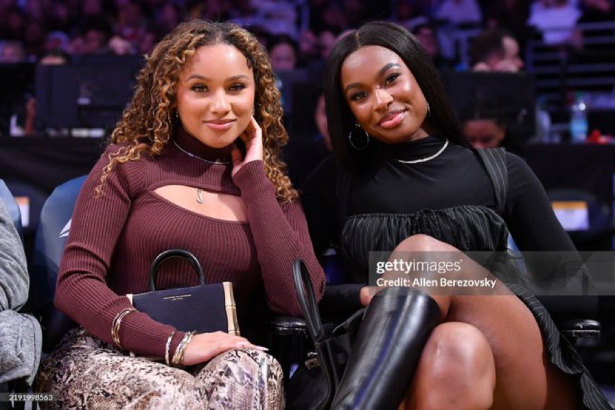 nbagossippp's tweet image. Coco Jones supporting her man Donovan Mitchell at his game last night versus the Lakers 😍.