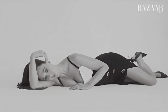 TheCinesthetic's tweet photo. Elizabeth Olsen for Harper's Bazaar. https://t.co/pH6kRpxLJt