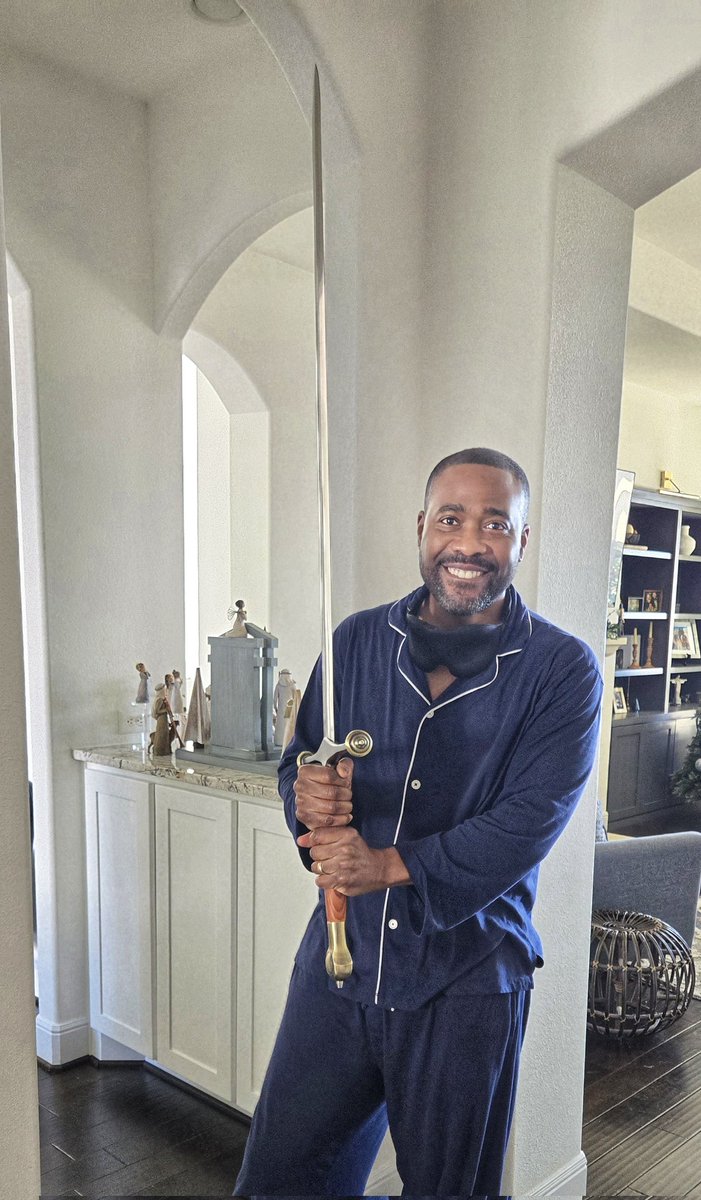 thekeithgarvin's tweet photo. Ephesians 6:17 --

"And take...the sword of the Spirit, which is the word of God."

My favorite Christmas gift this year ☺️ And yes...I walk around the house in pajamas with my swords all the time 😆 https://t.co/UsD9UiUsFr