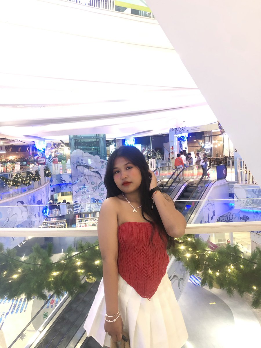 R͟x͟.͟x͟e͟a͟t͟•͟ tweet media