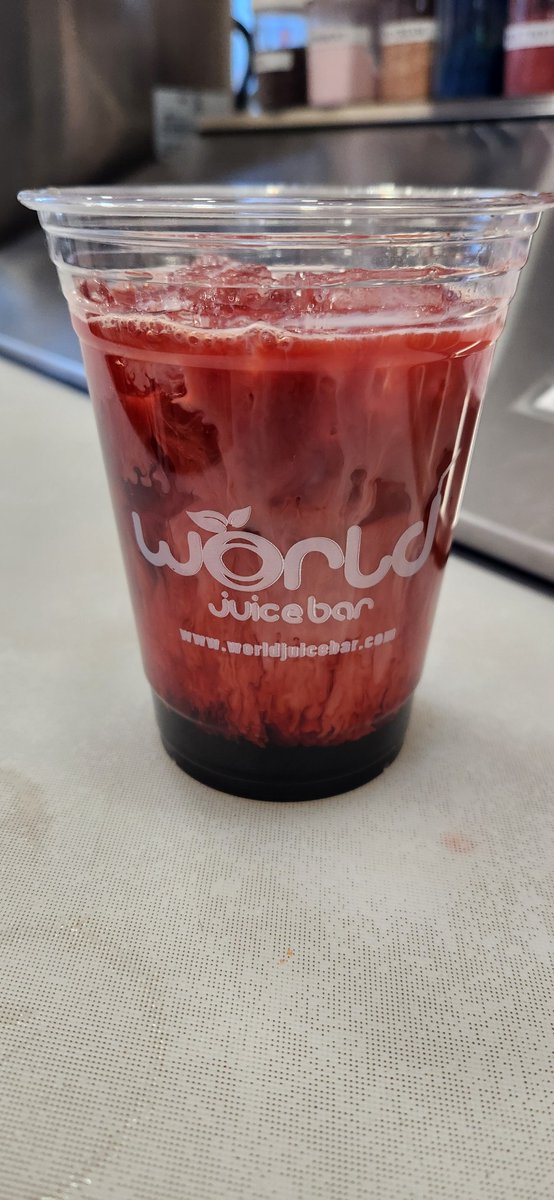 New Year, New Menu! 🎉 Try our red velvet iced coffee with milk or oat milk for a sweet start to 2025. #NewYearNewDrinks #RedVelvetIcedCoffee  #worldjuicebar #redvelvet #icedcoffee🥤🍰