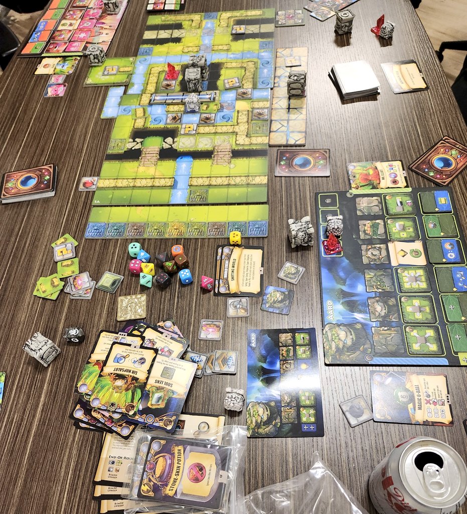 DefinitelyABoardGamePodcast tweet media