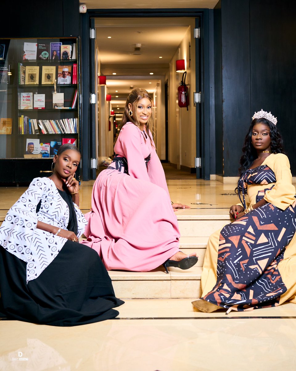 toppmali's tweet photo. 📸SHOOTING OFFICIEL MISS MALI 2024✨
Partie 2 : Nous vous dévoilons sous les projecteurs du photographe talentueux Digit Impact Studio, les tenues traditionnelles qui reflètent notre patrimoine culturel 🇲🇱✨

👗 Africa Mixx 📍Sotuba ( 91 46 00 00) https://t.co/TCw1XoZy5Q