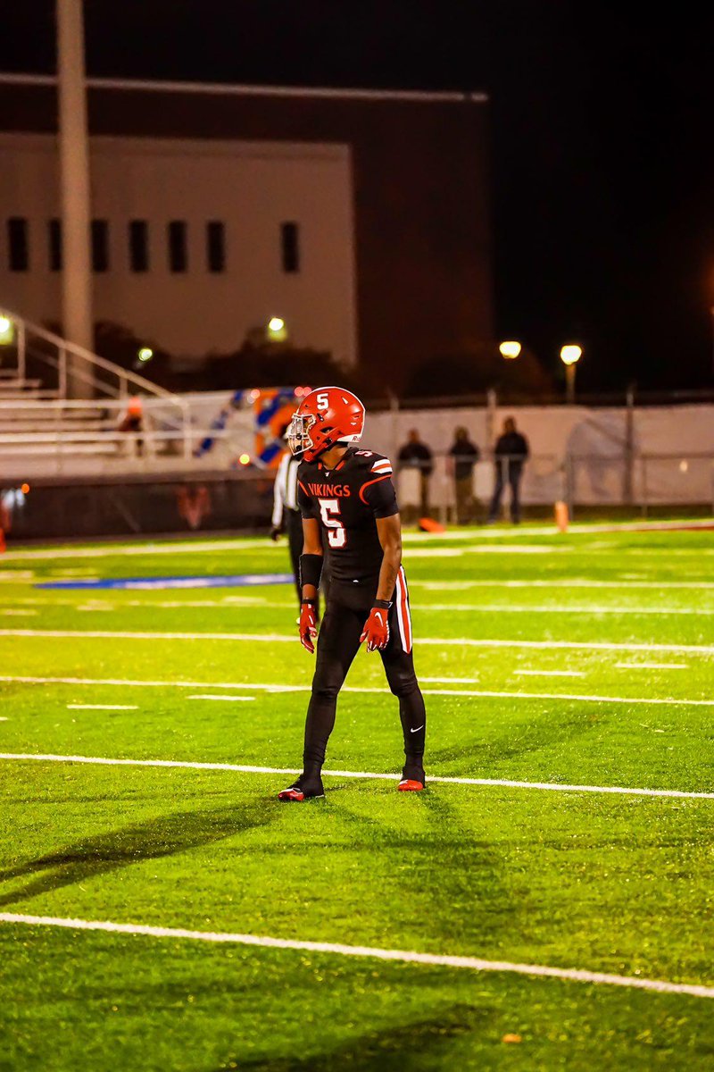 Blessed to be named 2nd team All-Metro Punt Returner 
<a href="/EddieWhitley37/">Eddie Whitley</a> <a href="/CoachZohn/">Zohn Burden</a> <a href="/coachbull_/">Darryl Bullock</a> <a href="/Coach_Mims2/">Adam Mims</a> <a href="/HuguenotFB/">Huguenot Football</a> <a href="/CRF4Dan/">Danny Lewis</a> <a href="/SauceLikeJones/">🦅🔥🌎💫</a> <a href="/ColtBoyz14u/">ColtBoyz14u</a>