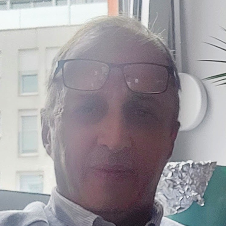 sofovic_samir's tweet image. Ako se budali povinujes i sam ćeš budala postati....