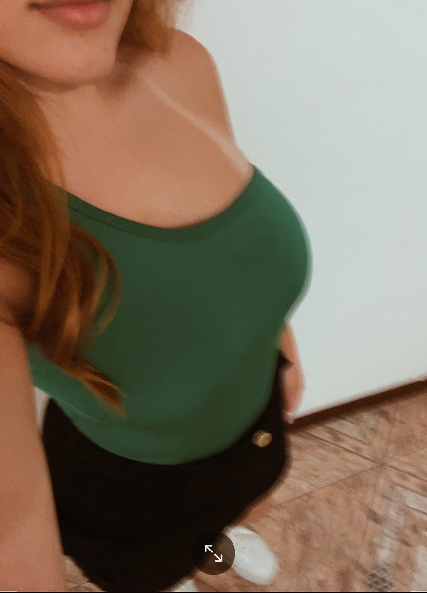 _ar4ujo__'s tweet photo. como pode eu ser a mais linda de todas mds https://t.co/Lo5ixKOTRi