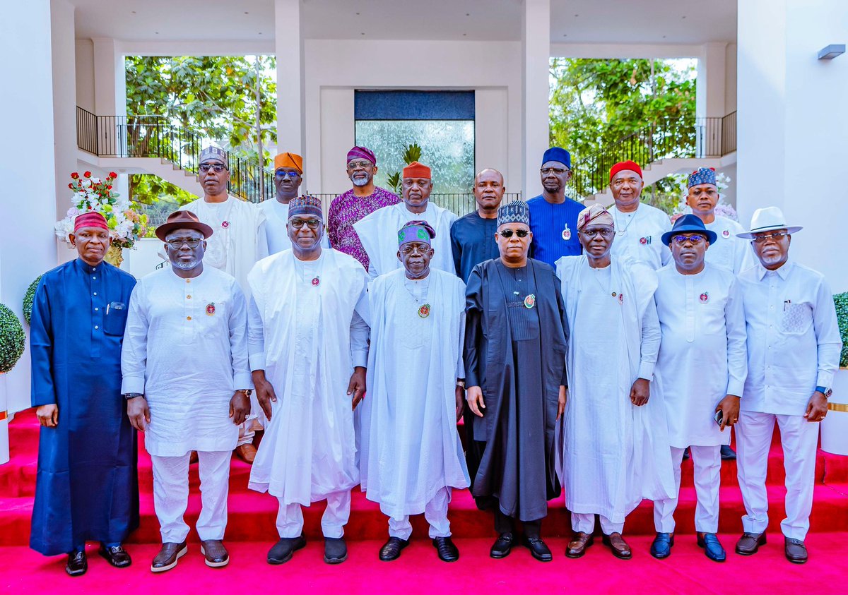 biodunaoyebanji's tweet photo. I joined my colleagues in the Nigeria Governors’ Forum (NGF) for a New Year visit to President Bola Ahmed Tinubu @officialABAT at his residence in Lagos.

This visit was an opportunity to extend my gratitude to Mr. President for his support, which has significantly accelerated development in Ekiti State. His commitment to our shared vision for progress continues to inspire us as we work tirelessly to improve the lives of our people.