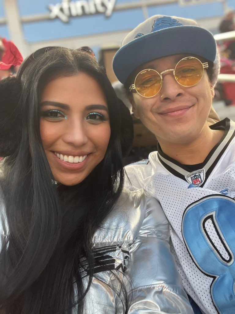 sariahlh's tweet photo. We missed our 5am flight. We drove to Denver to catch the next available flight to San Jose. My husband is a lifer fan, I married into it. Definitely worth the lack of sleep and 17hr drive. #4thdown
1st NFL experience for us, definitely not our last @Lions #DetroitLions #AllGrit https://t.co/vsLHJucUG6