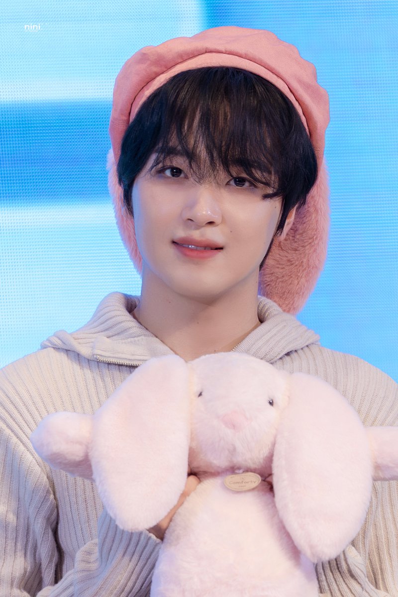 haechanini's tweet photo. ♥️ #해찬 #HAECHAN

:¨·.·¨:       :¨·.·¨:       :¨·.·¨:          
`·.. 해       `·.. 찬       `·.. 아

:¨·.·¨:       :¨·.·¨:       :¨·.·¨:          
`·.. 올        `·.. 해      `·.. 도

:¨·.·¨:       :¨·.·¨:       :¨·.·¨:          
`·.. 사        `·.. 랑      `·.. 해 https://t.co/gXSVaECAlc