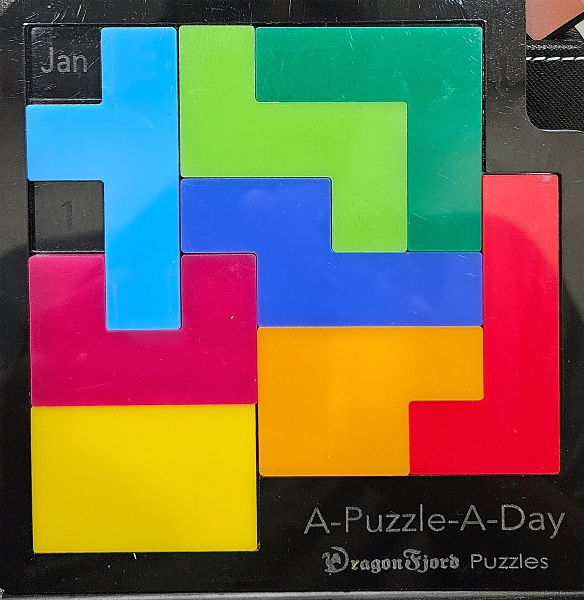 geekahedron's tweet image. A new unique arrangement for January 1 #puzzleaday